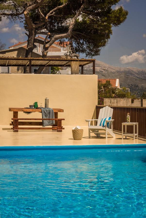 Akrolithos Villas Kouvalata 외부 사진